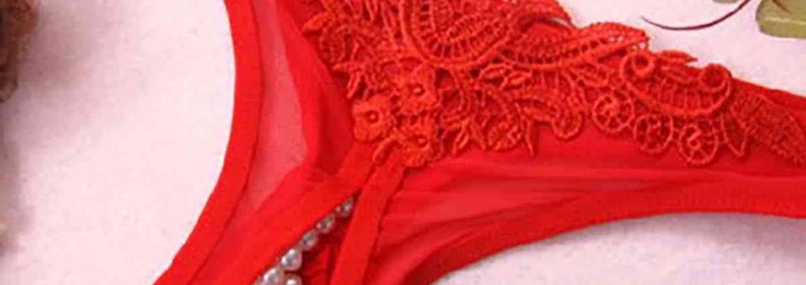 5 ways to style a thong for a seductive look